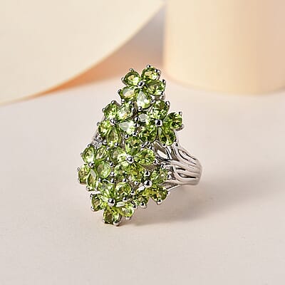 Peridot Floral Ring in Platinum Over Sterling Silver (Size 10.0) 5.25 ctw