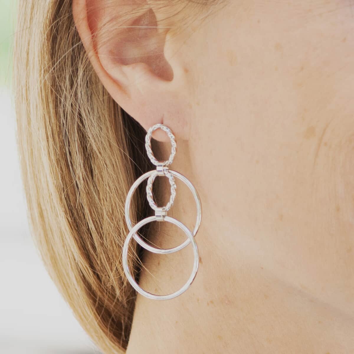 Italian Sterling Silver Circle Drop Interlocked Statement Earrings 7.50 Grams image number 2