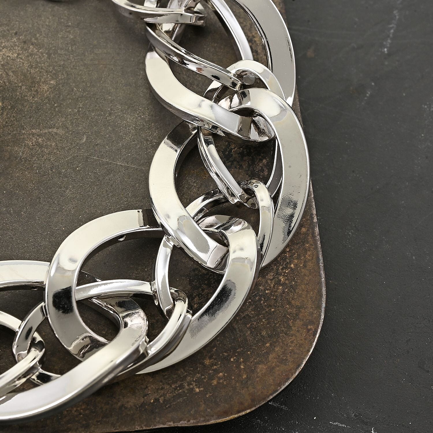 Italian Sterling Silver Interlocked Statement Bracelet (8.00-900In) 25.20 Grams