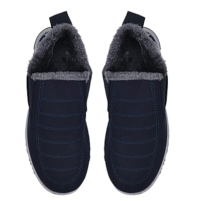 Navy Nylon Sport Shoes with Gray Fur Lining – Size 8-8.5
