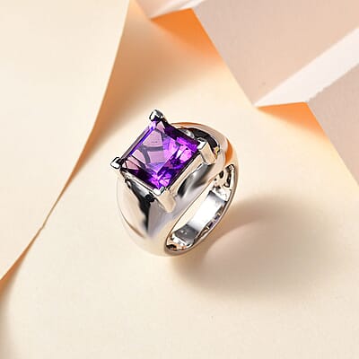 African Amethyst Solitaire Ring in Platinum Over Sterling Silver (Size 10.0) 5.10 ctw