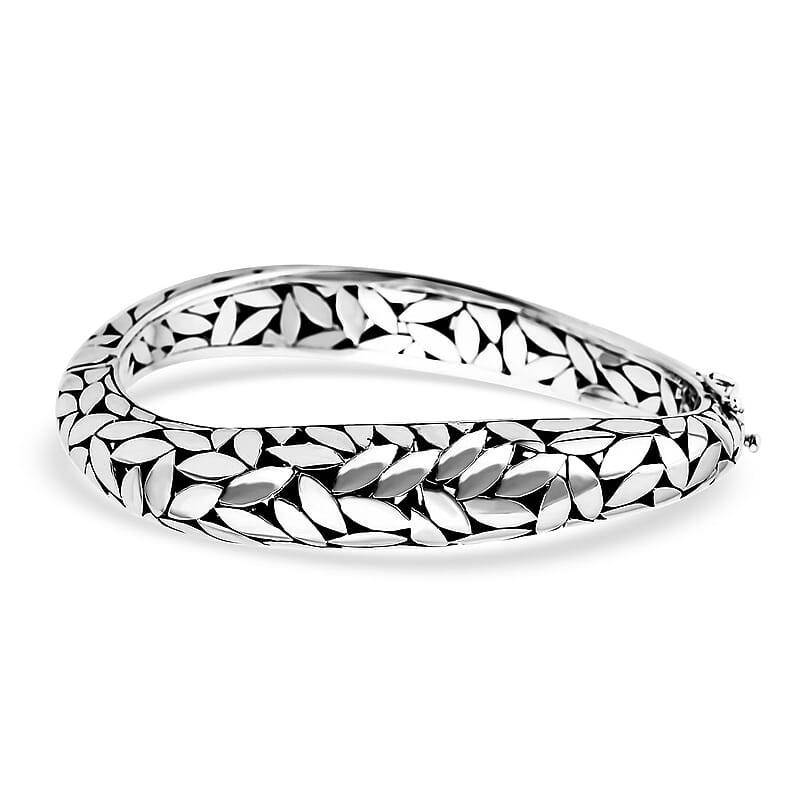 Bali Legacy Leafs Bangle Bracelet in Sterling Silver (6.50 In) 39.94 Grams
