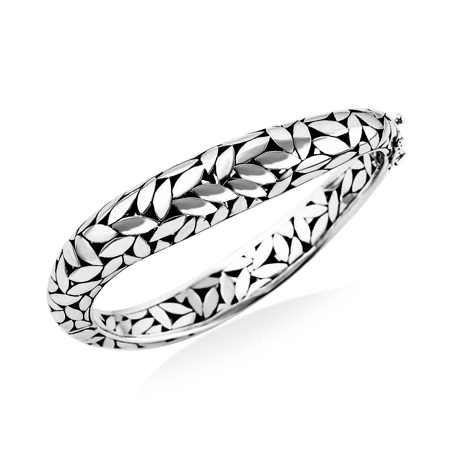 Bali Legacy Leafs Bangle Bracelet in Sterling Silver (6.50 In) 39.94 Grams