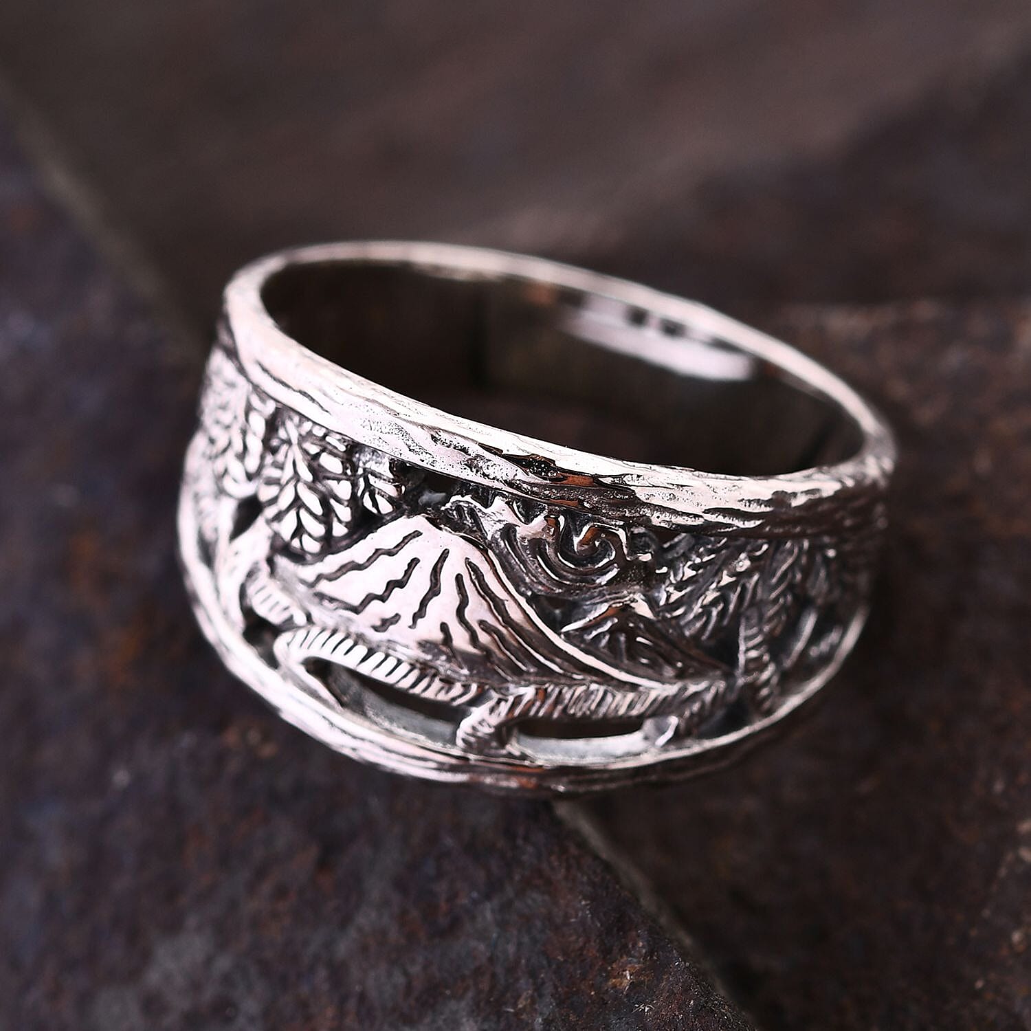 Bali Legacy Landscapes & Leaves Ring in Sterling Silver (Size 8.0) 6.10 Grams