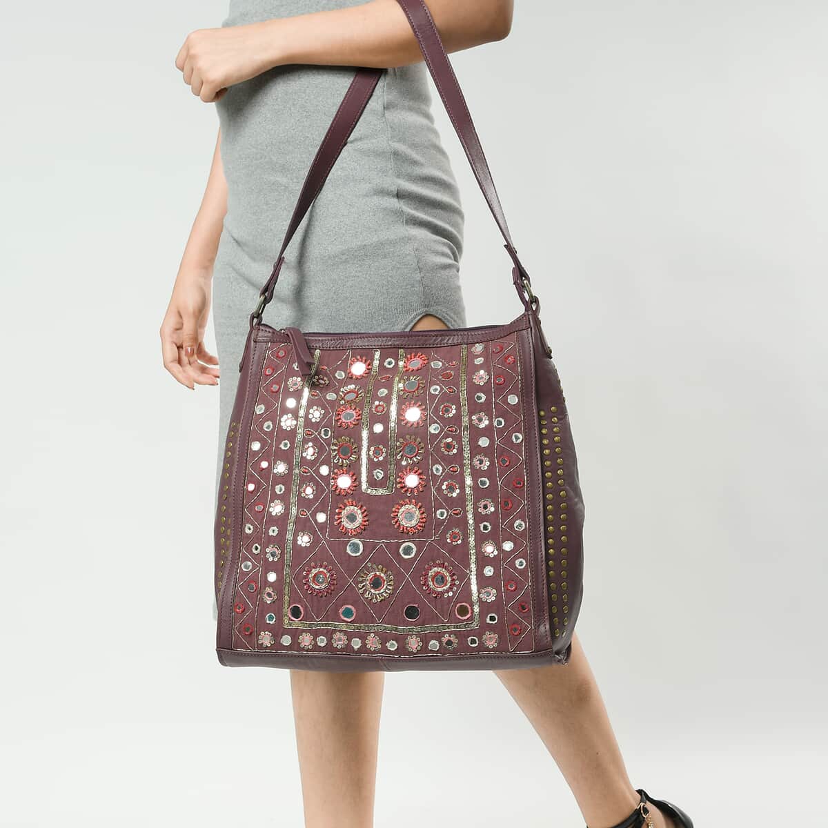 Purple Genuine Leather Embellished Hobo Shoulder Bag image number 2