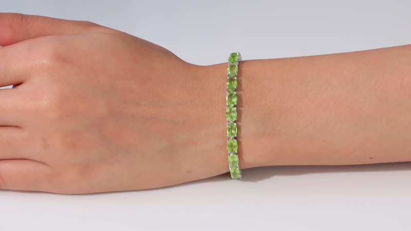 Peridot Tennis Bracelet in Platinum Over Sterling Silver (6.50 In) (Del. in 10-12 Days) 15.85 ctw