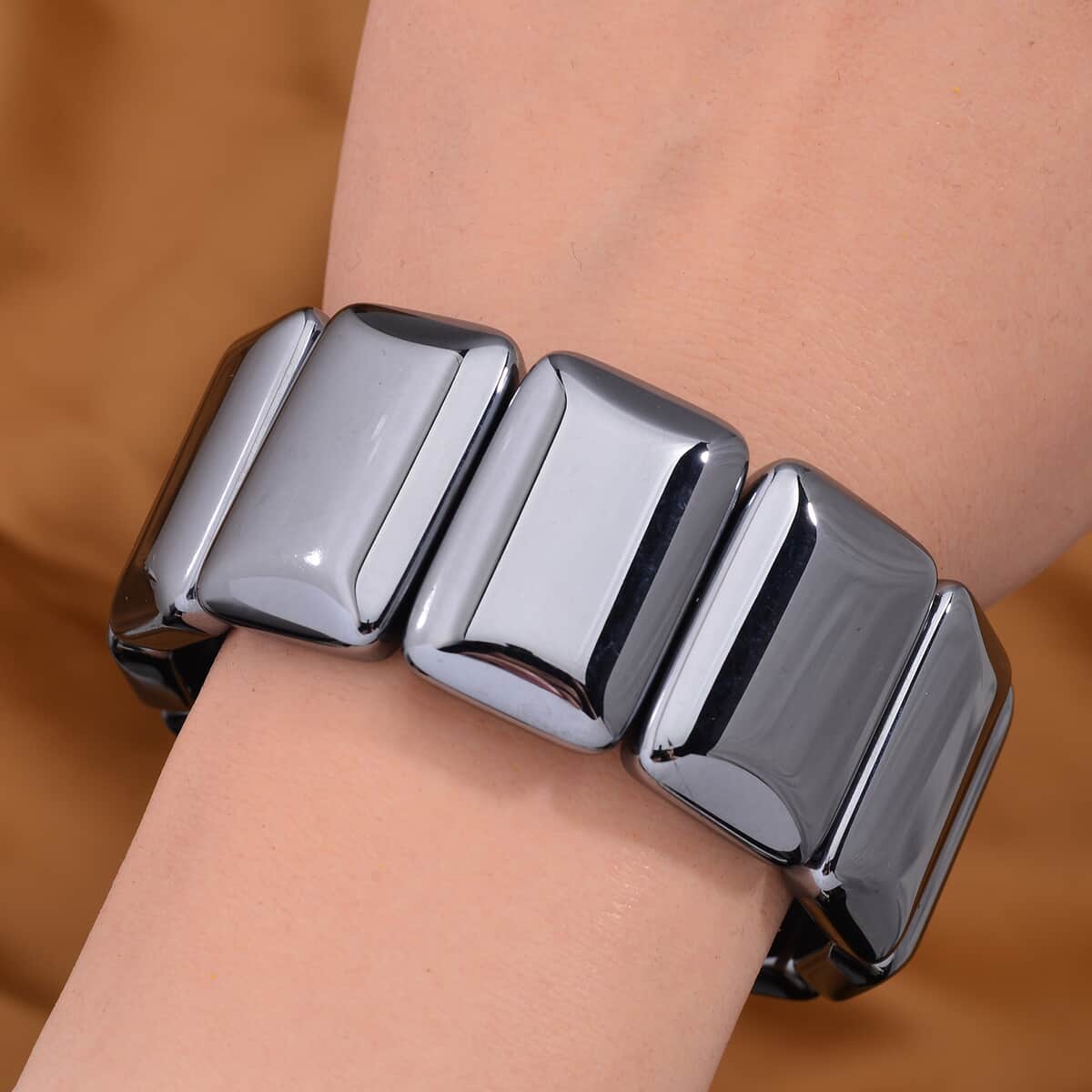 Terahertz 465.00 ctw Cushion Block Stretch Men's Bracelet image number 2