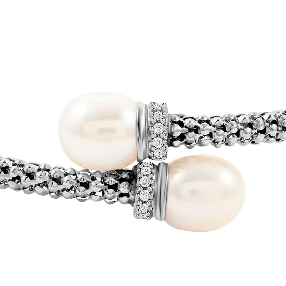 Italian Freshwater Pearl and Simulated Diamond Bangle Bracelet in Sterling Silver (6.50 In) 0.40 ctw image number 2