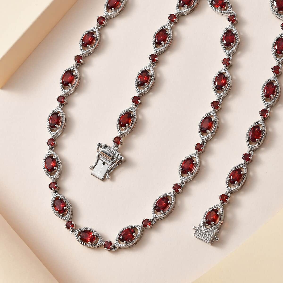 Mozambique Garnet Necklace 18 Inches in Platinum Over Sterling Silver 20.65 ctw image number 1