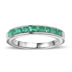Kagem Zambian Emerald 0.86 ctw Band Ring in Rhodium Over Sterling Silver (Size 6.5)