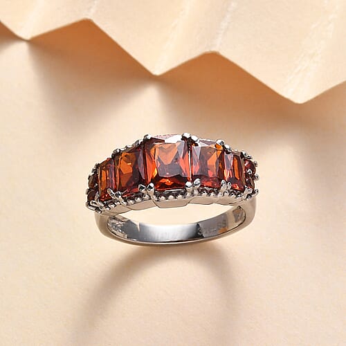Simulated Red Diamond / 10 - Product card gallery slide 2 (9432074813695)