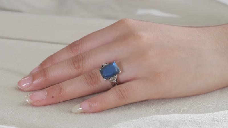 Malagasy Labradorite Solitaire Ring in Stainless Steel (Size 10.0) 6.60 ctw