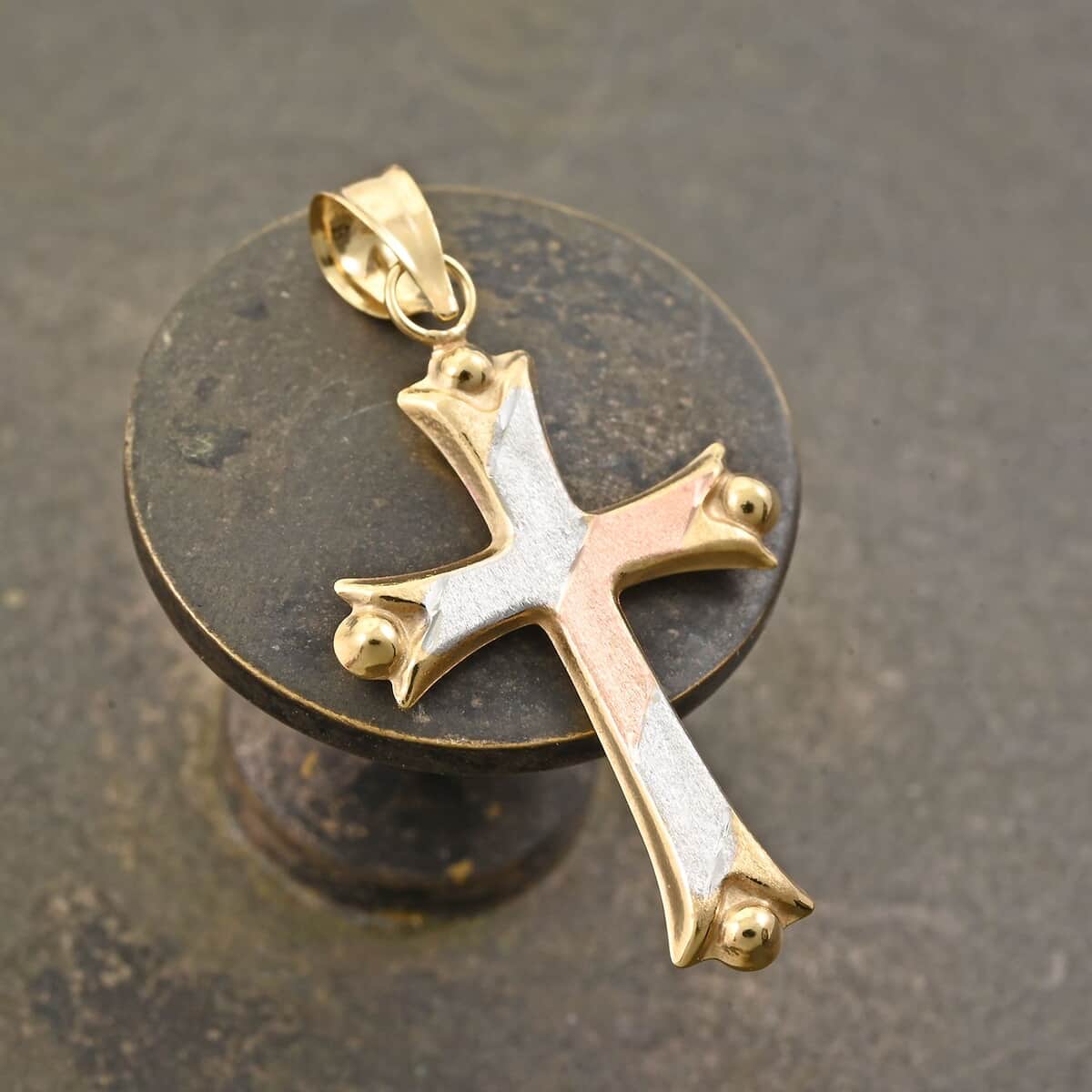 14K Tri-Color Gold Cross Pendant 0.28 Grams image number 1