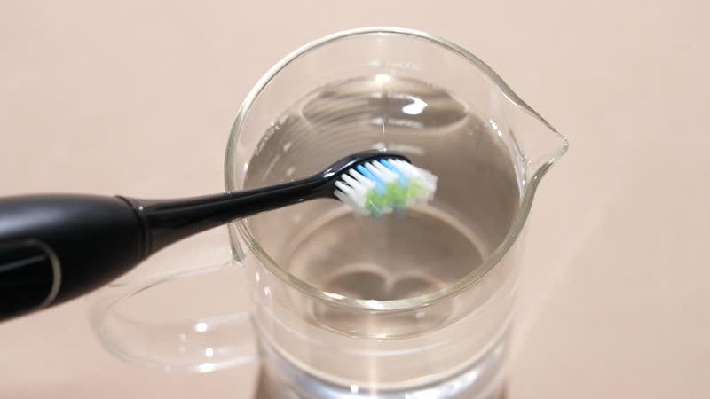 Electric Toothbrush Care Combo with 8 Replaceable Brush Heads (Rechargeable 500mAh Battery)