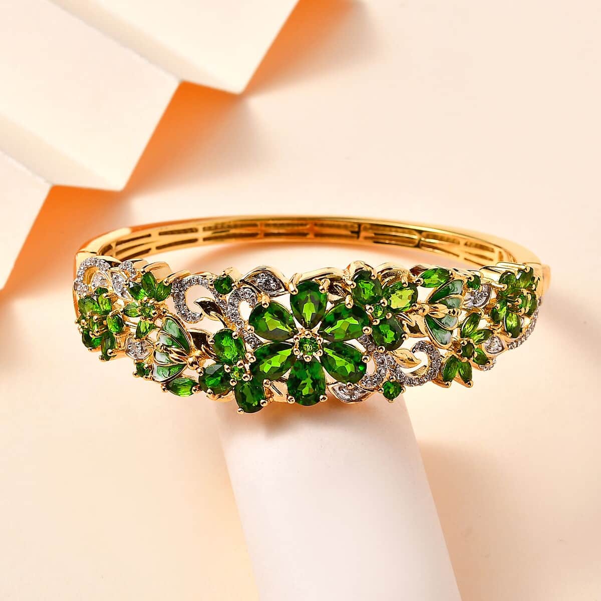 Chrome Diopside and White Zircon Floral Bangle Bracelet in Vermeil Yellow Gold Over Sterling Silver (8.00 In) 11.75 ctw image number 1
