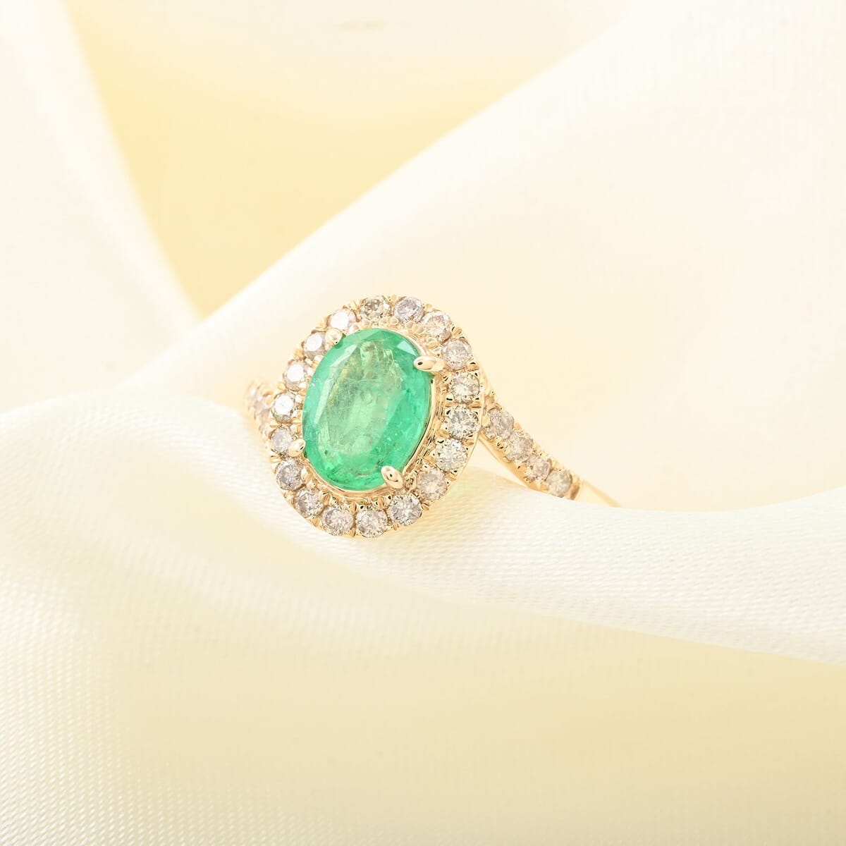 Certified & Appraised Luxoro 14K Yellow Gold AAA Ethiopian Emerald and I2 Diamond Ring (Size 9.0) 1.60 ctw image number 1