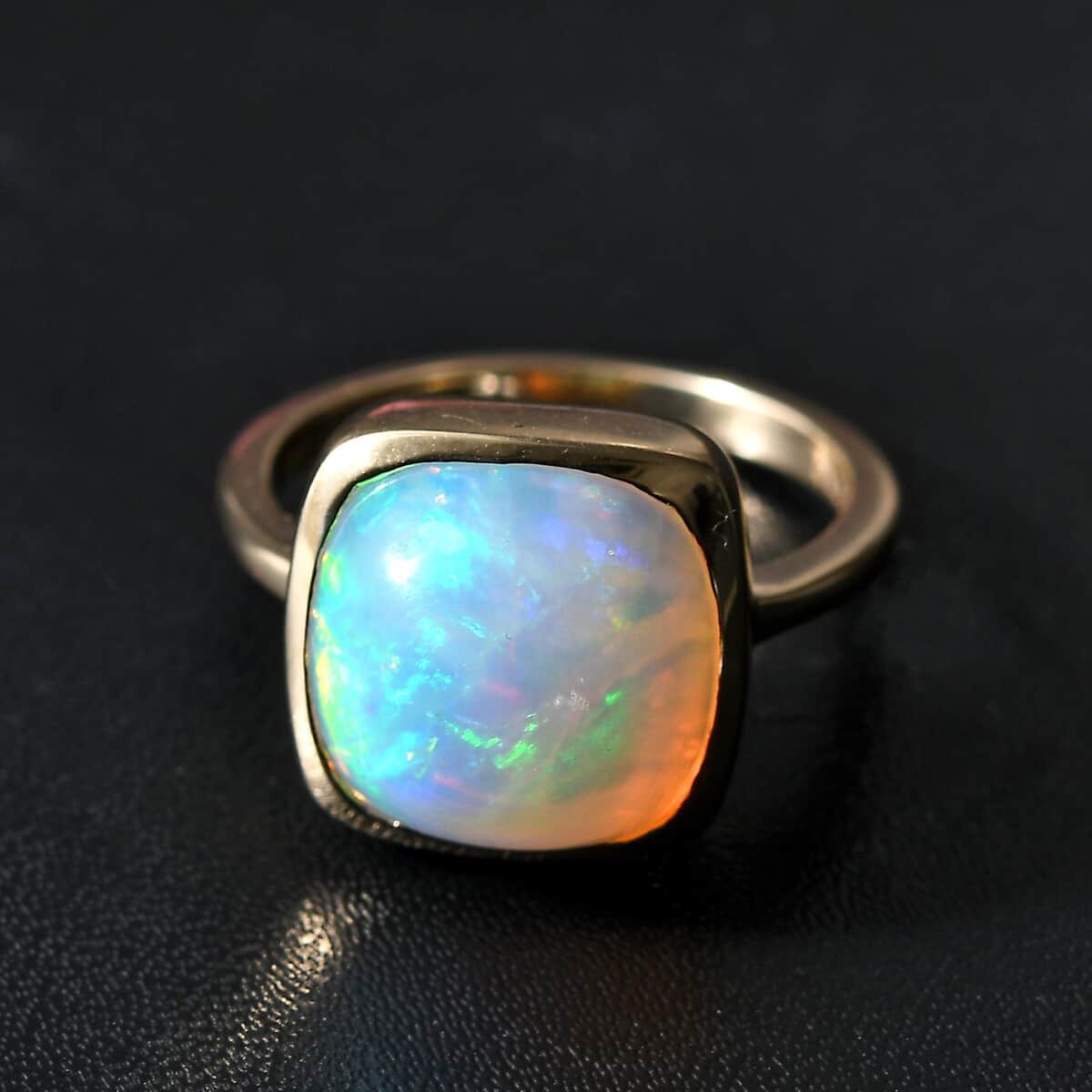 Luxoro 14K Yellow Gold AAA Ethiopian Welo Opal Solitaire Ring (Size 8.5) 4.15 Grams 5.65 ctw image number 2