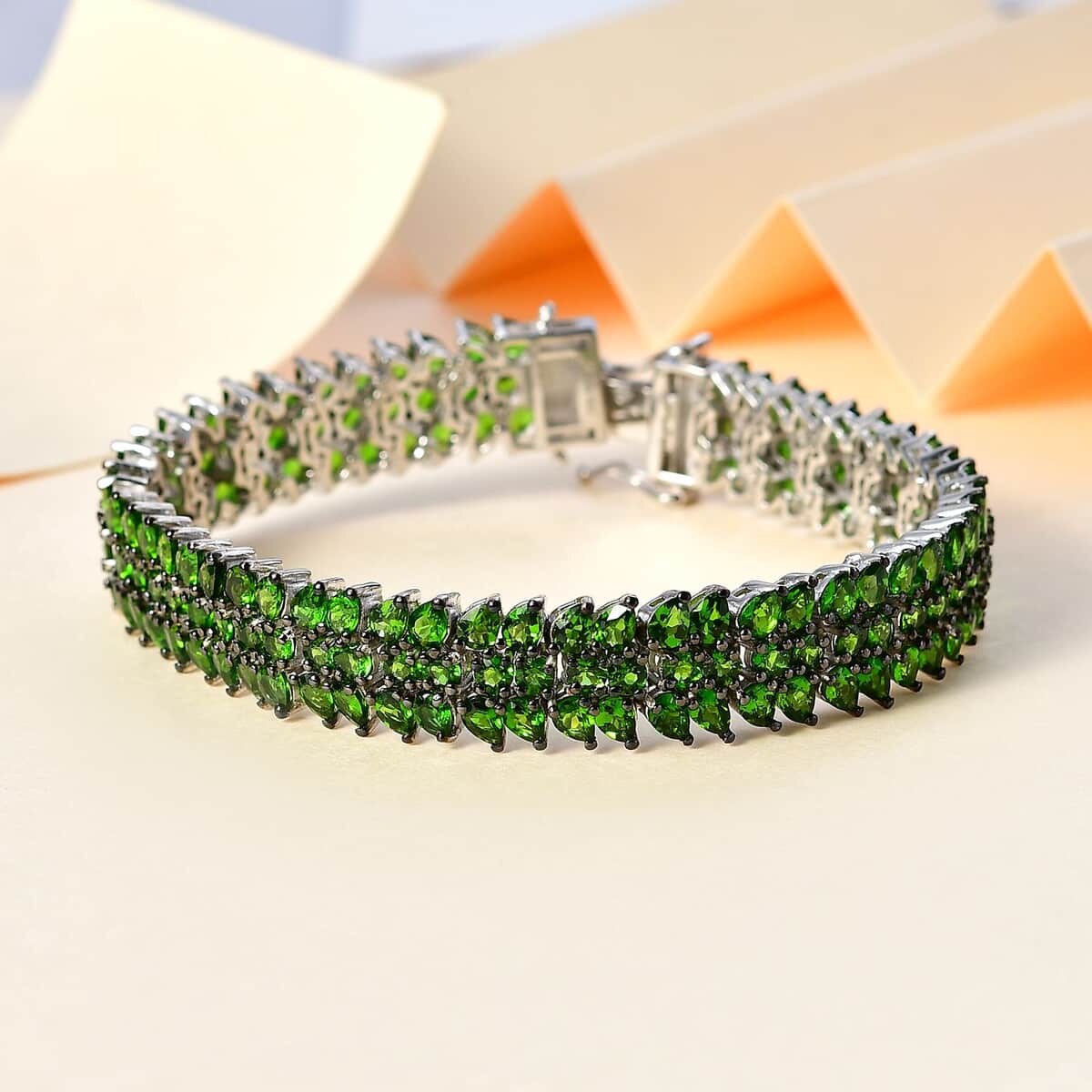 Chrome Diopside Crown Prestige 3 Row Bracelet in Platinum Over Sterling Silver (6.50 In) 19.40 ctw image number 1