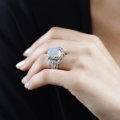 Indian Artistry Ethiopian Welo Opal 4.20 ctw Elephant Ring in Sterling Silver (Size 10.0)
