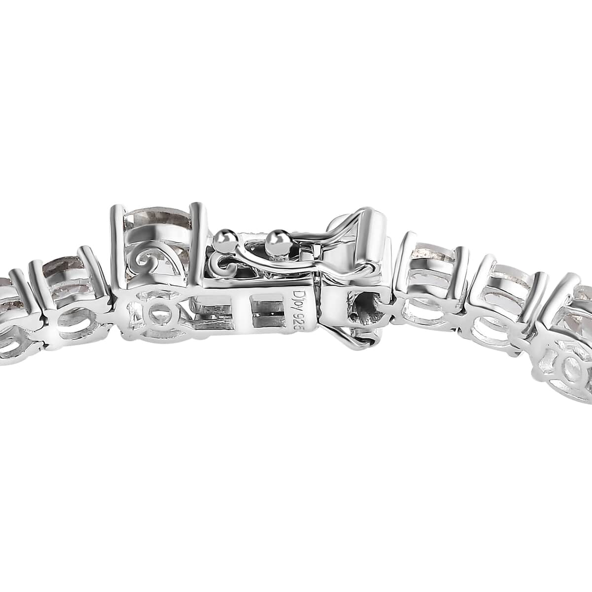 White Topaz Bracelet in Platinum Over Sterling Silver (7.25 In) 19.90 ctw image number 3