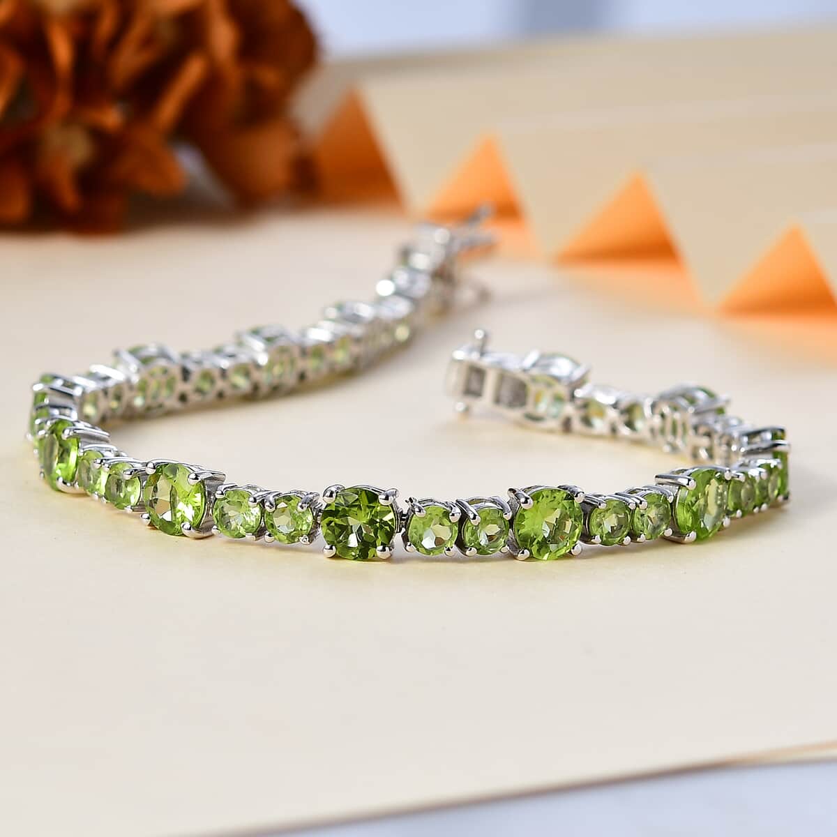 Peridot Bracelet in Platinum Over Sterling Silver (7.25 In) 17.20 ctw image number 1