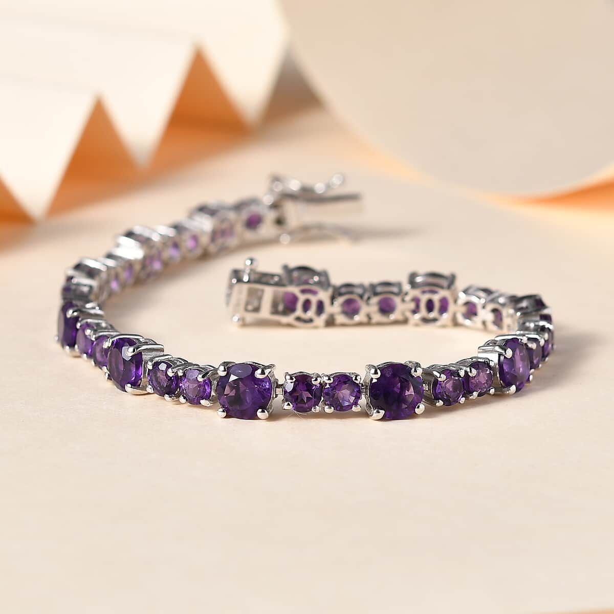 African Amethyst Bracelet in Platinum Over Sterling Silver (6.50 In) 12.85 ctw image number 1