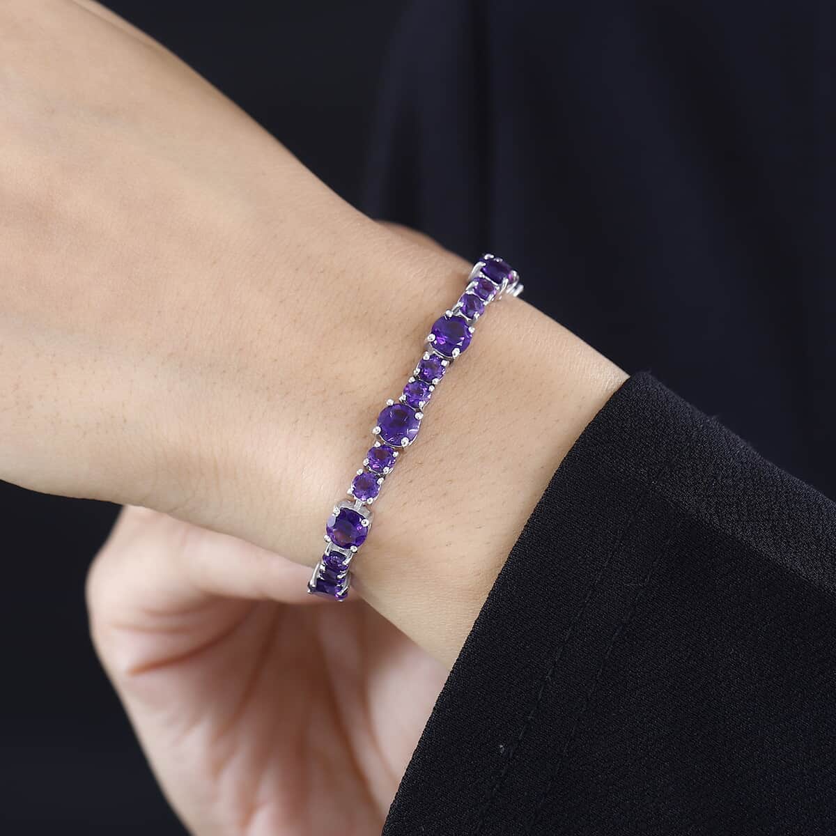 African Amethyst Bracelet in Platinum Over Sterling Silver (6.50 In) 12.85 ctw image number 2