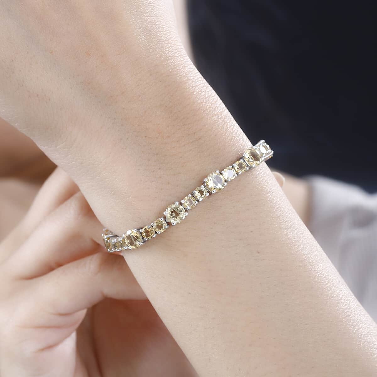 Brazilian Citrine Bracelet in Platinum Over Sterling Silver (6.50 In) 13.00 ctw image number 2