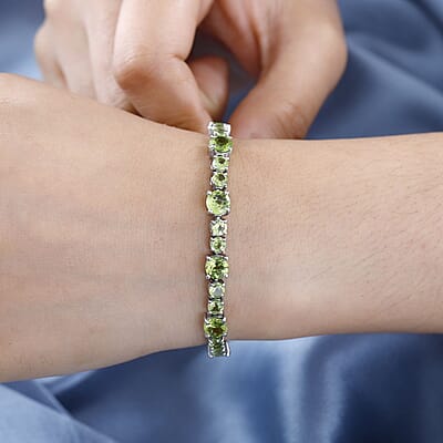 D'Joy Peridot 15.40 ctw Bracelet in Platinum Over Sterling Silver (6.50 In)