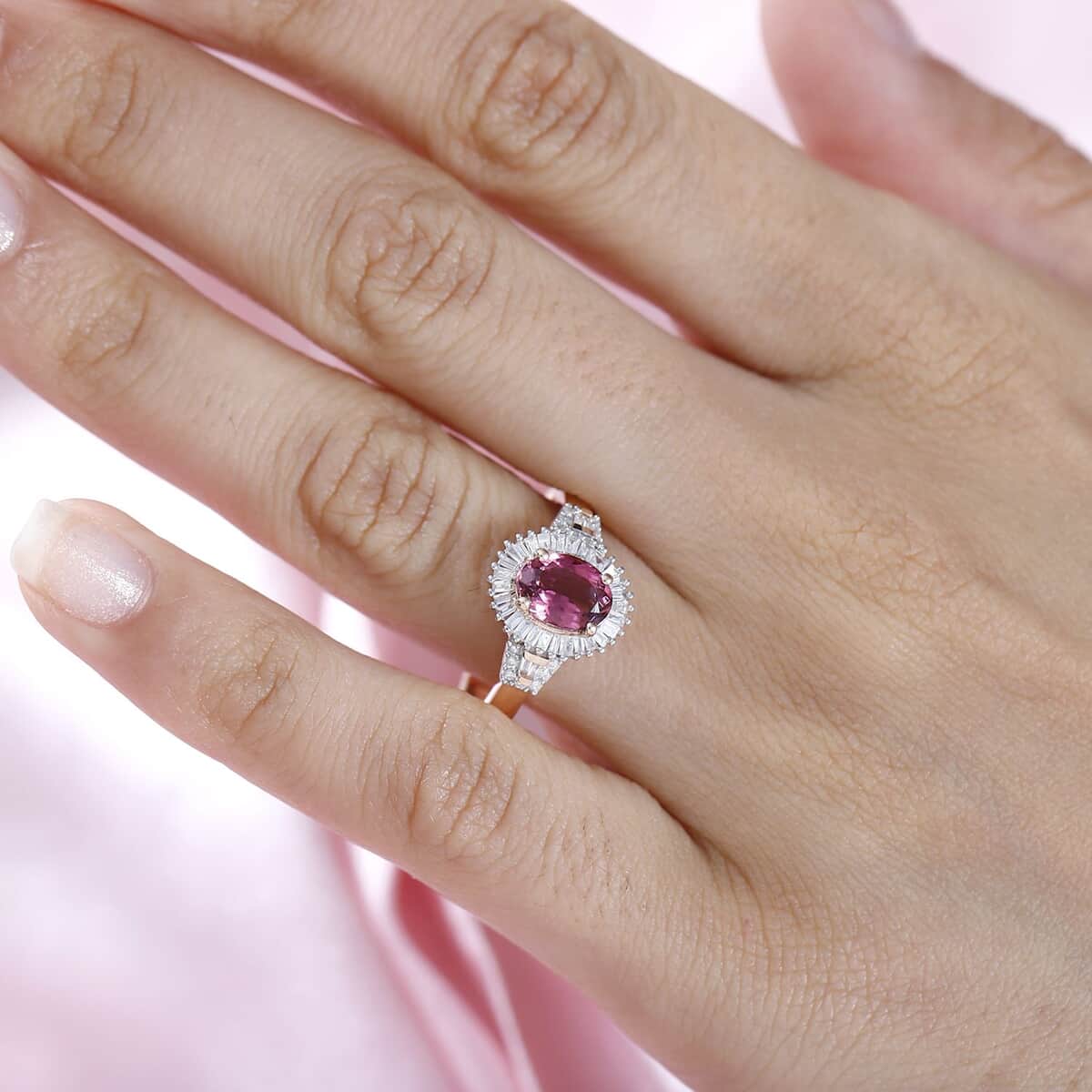 Luxoro 10K Rose Gold Premium Natural Calabar Pink Tourmaline and G-H I2 Diamond Halo Ring (Size 7.0) 4.15 Grams 1.50 ctw image number 2