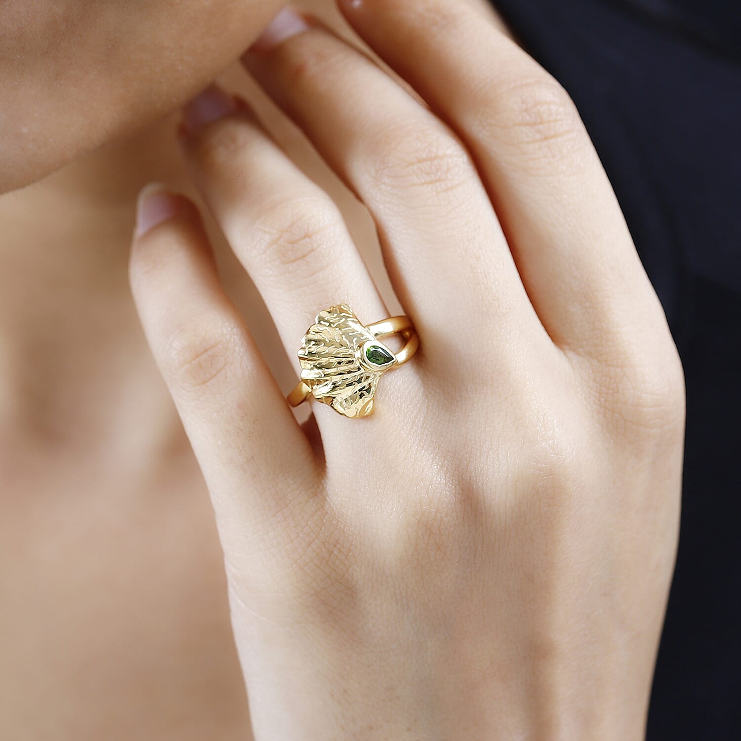 Chrome Diopside and Kanchanaburi Blue Sapphire 0.26 ctw Fancy Ring in Vermeil Yellow Gold Over Sterling Silver (Size 9)