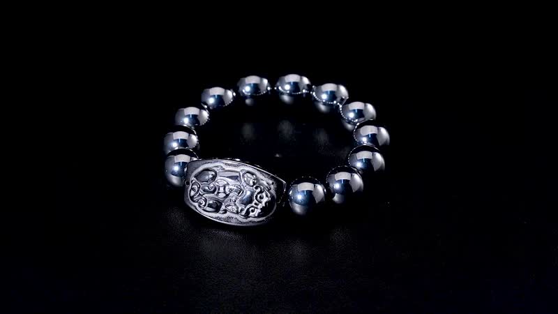 Terahertz Pixiu Carved and Beaded Stretch Bracelet 175.00 ctw