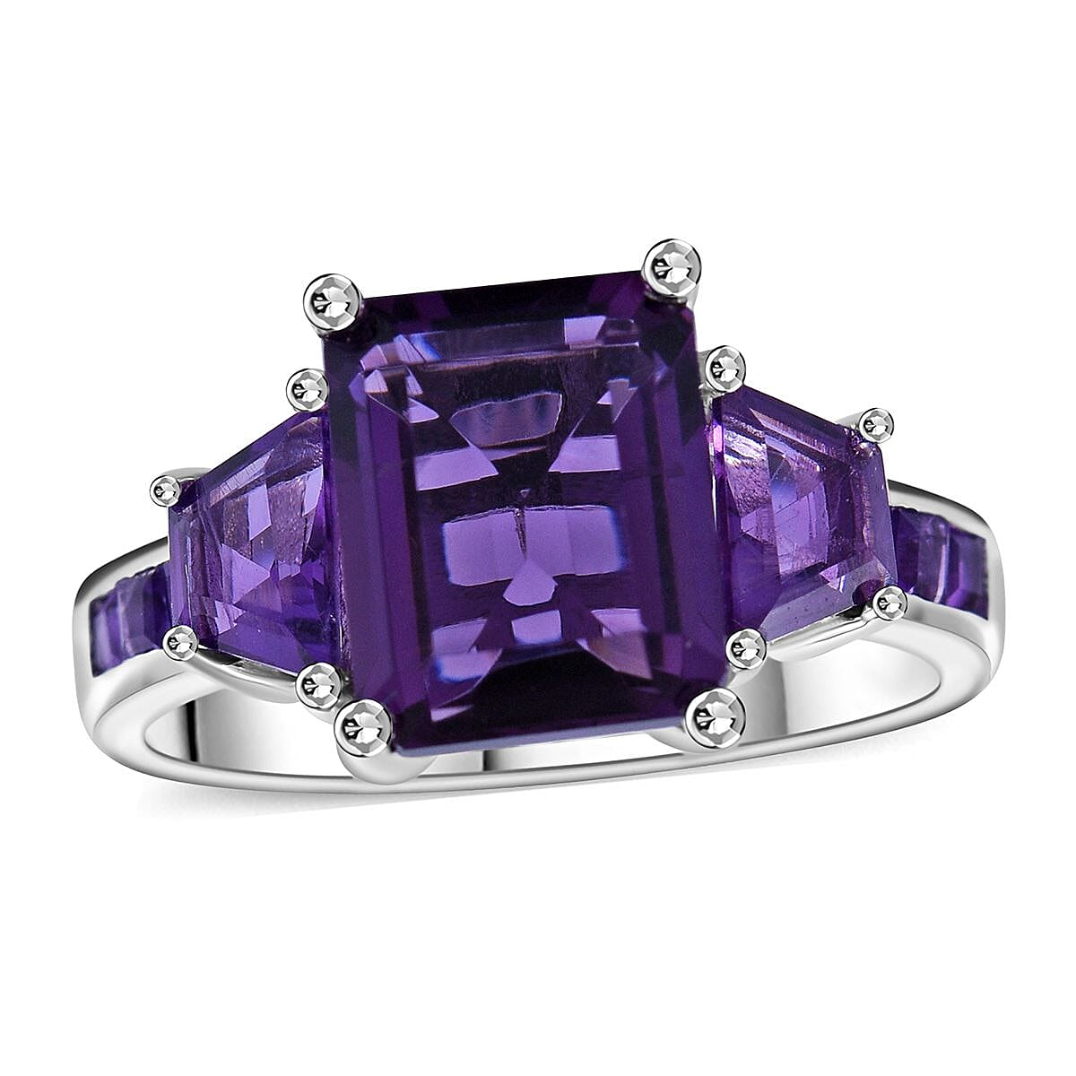 Premium African Amethyst Ring in Platinum Over Sterling Silver (Size 7.0) 4.60 ctw image number 0