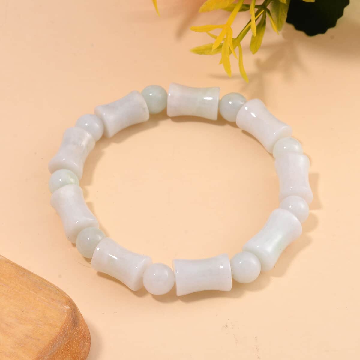 Natural Jade Bamboo Carved Stretch Bracelet 150.00 ctw image number 1