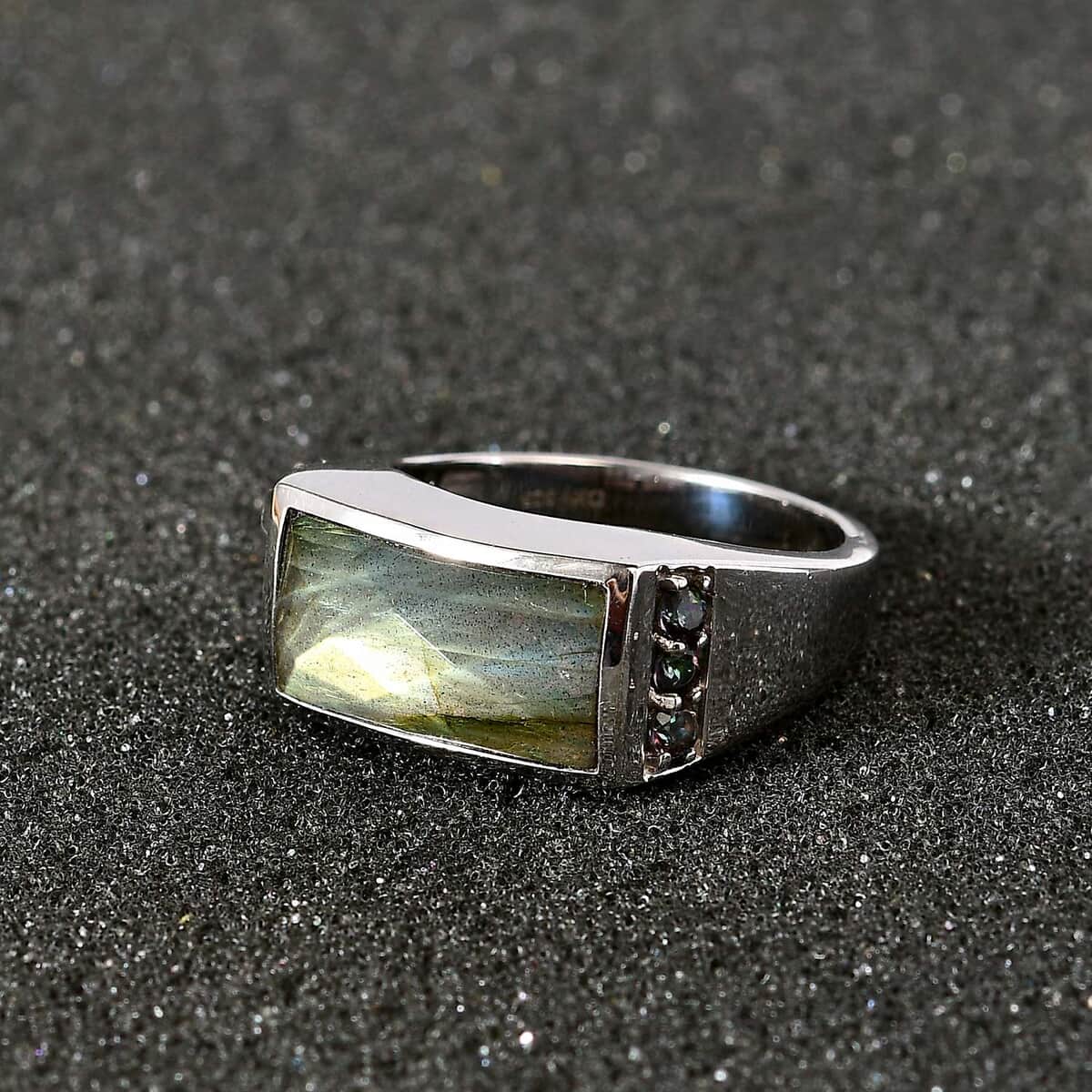 Malagasy Labradorite and Northern Lights Mystic Topaz Ring in Platinum Over Sterling Silver (Size 10.0) 8.10 ctw image number 2