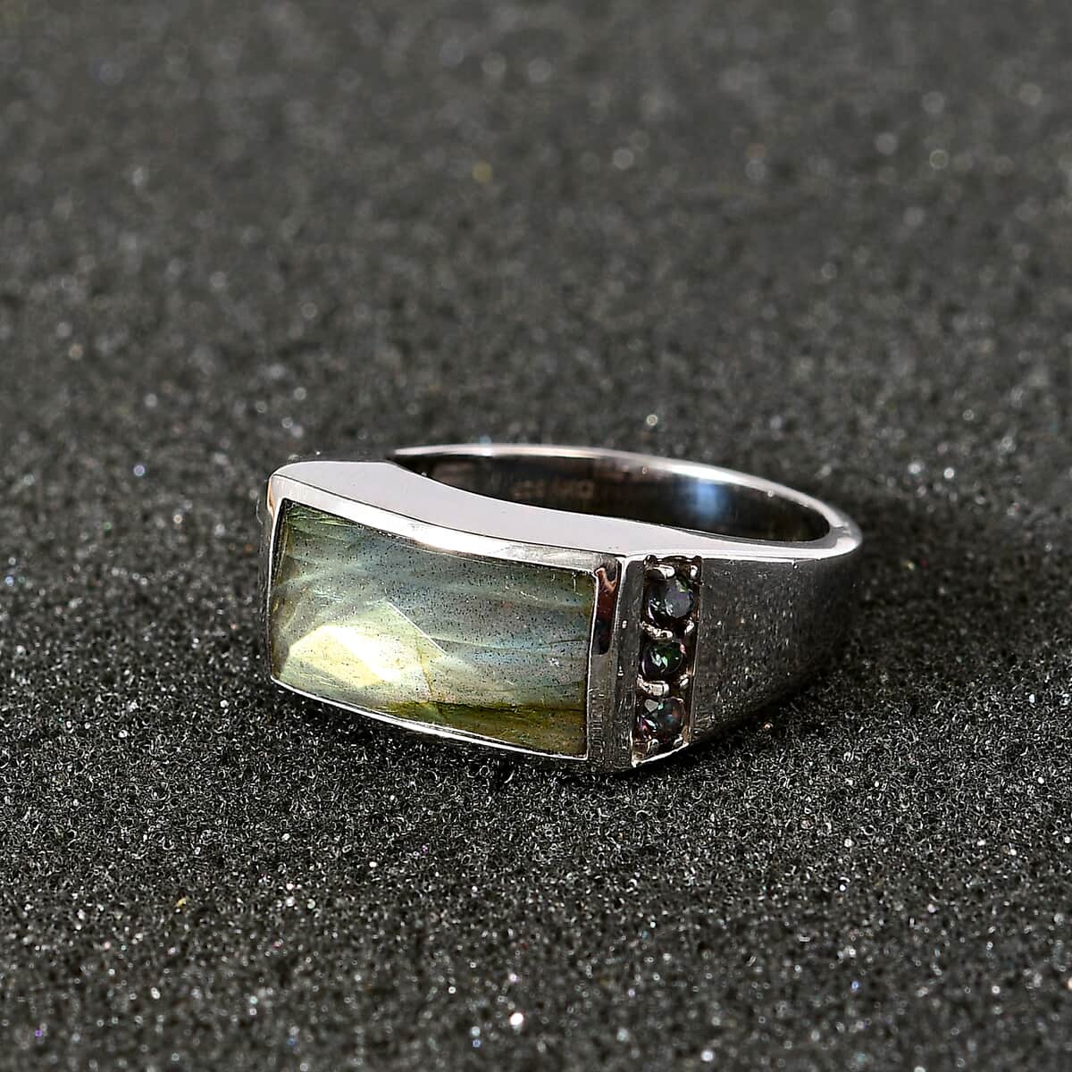 Malagasy Labradorite and Northern Lights Mystic Topaz Ring in Platinum Over Sterling Silver (Size 11.0) 8.10 ctw image number 2