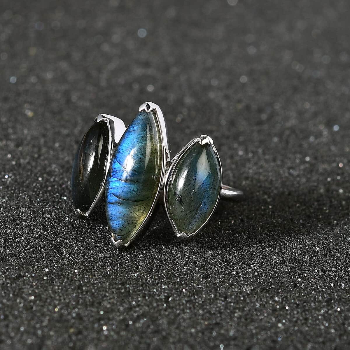 Malagasy Labradorite 3 Stone Ring in Platinum Over Sterling Silver (Size 6.0) 10.60 ctw image number 2