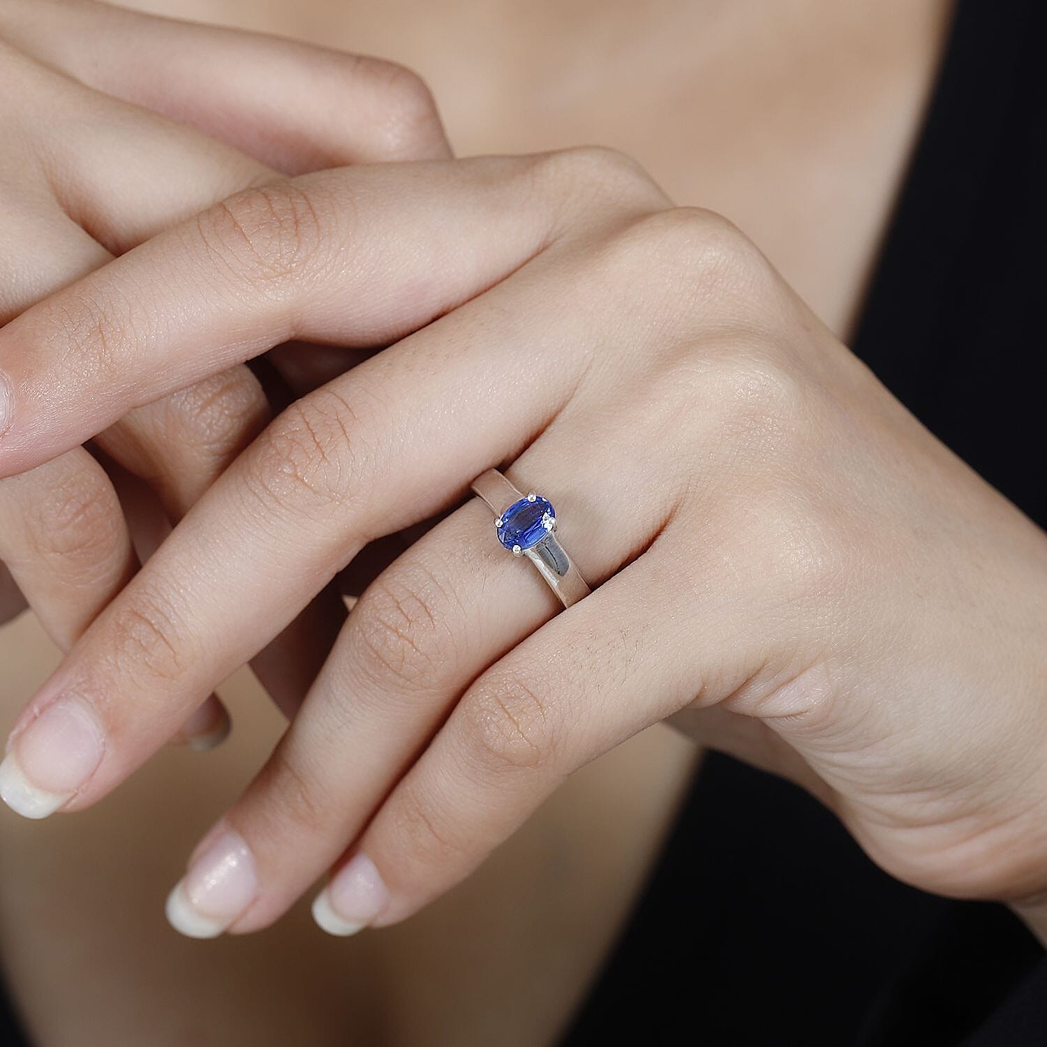 Kashmir Kyanite Solitaire Ring in Platinum Over Sterling Silver (Size 10.0) 1.00 ctw