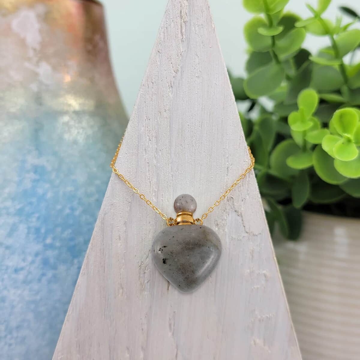 Malagasy Labradorite Perfume Heart Bottle Necklace (22 Inches) in ION Plated YG Stainless Steel 8.00 ctw image number 1