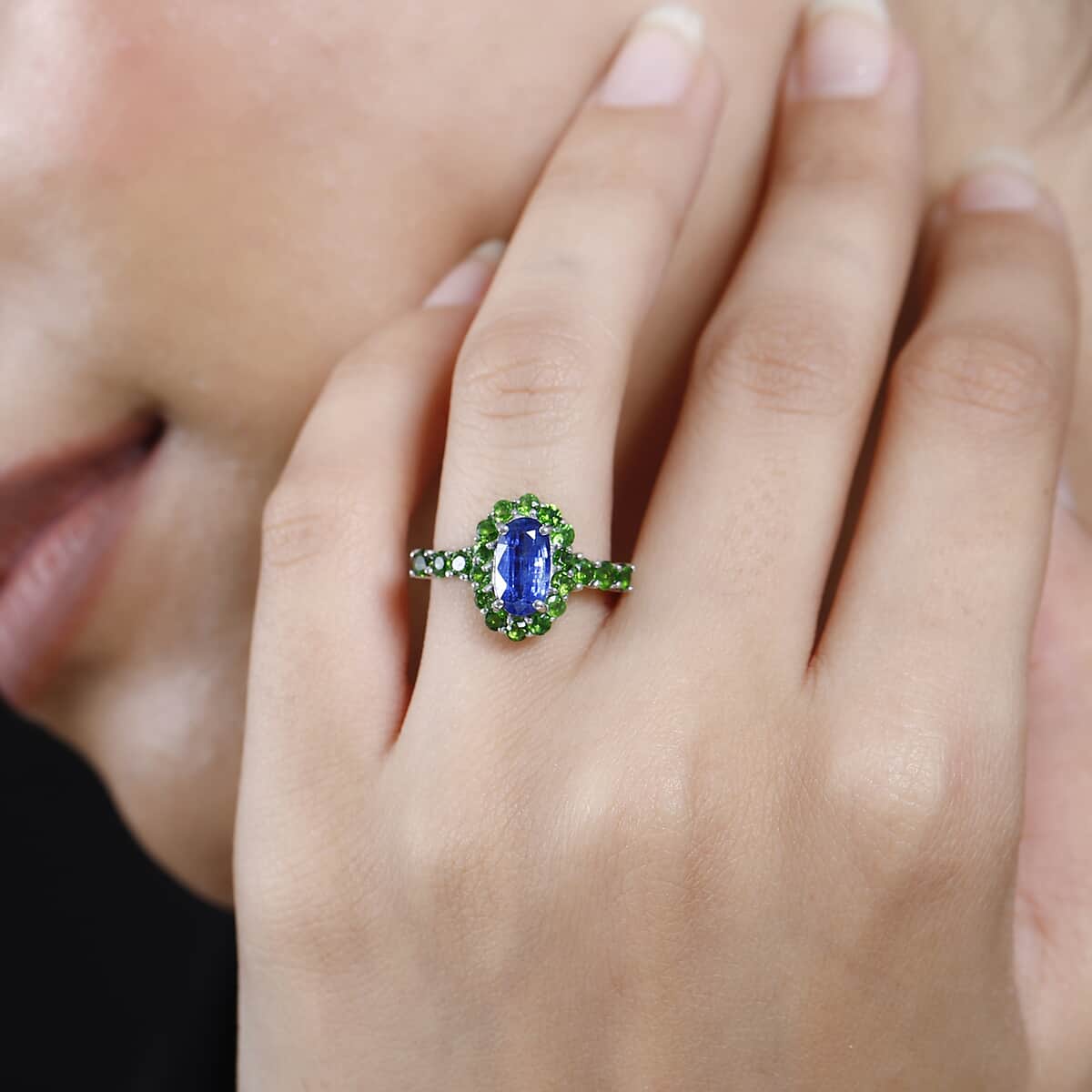 Kashmir Kyanite and Chrome Diopside Halo Ring in Platinum Over Sterling Silver (Size 10.0) 2.60 ctw image number 2