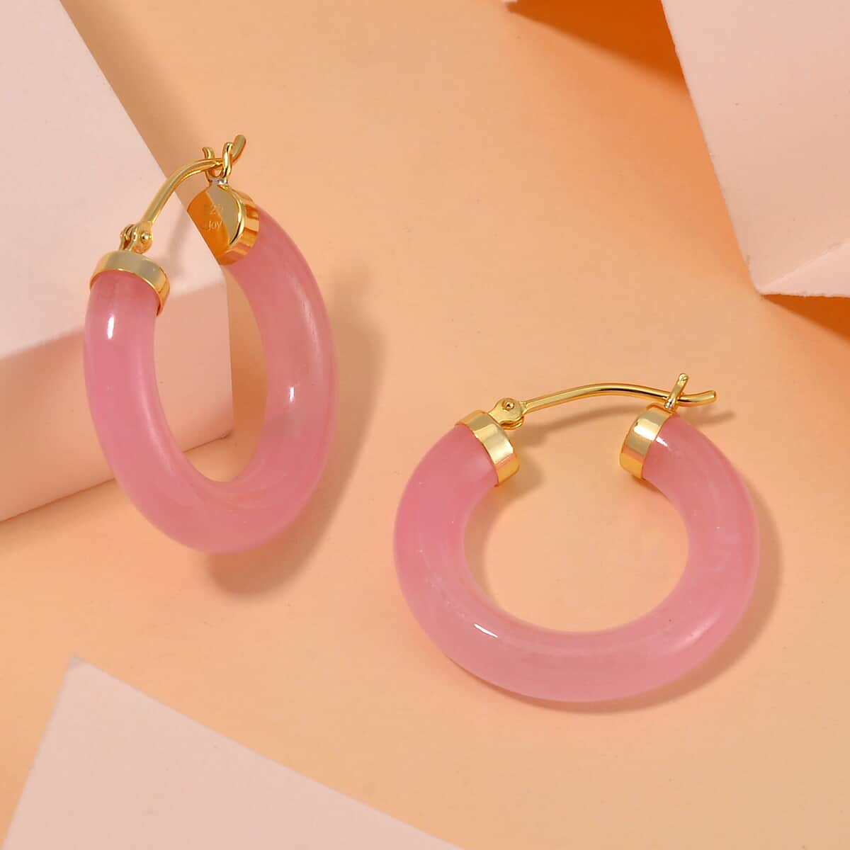 Pink Jade Hoop Earrings in 14K YG Over Sterling Silver 16.00 ctw image number 1