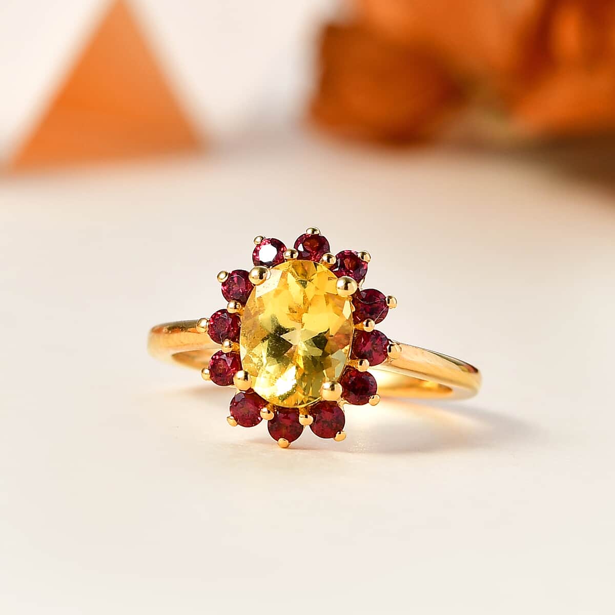 Brazilian Sunfire Beryl and Orissa Rhodolite Garnet Sunburst Ring in Vermeil Yellow Gold Over Sterling Silver (Size 10.0) 1.70 ctw image number 1