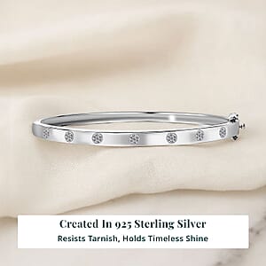 Luxuriant Lab Grown Diamond G-H SI 0.25 ctw Bangle Bracelet in Platinum Over Sterling Silver (6.50 In) (Del. In 13-15 Days)