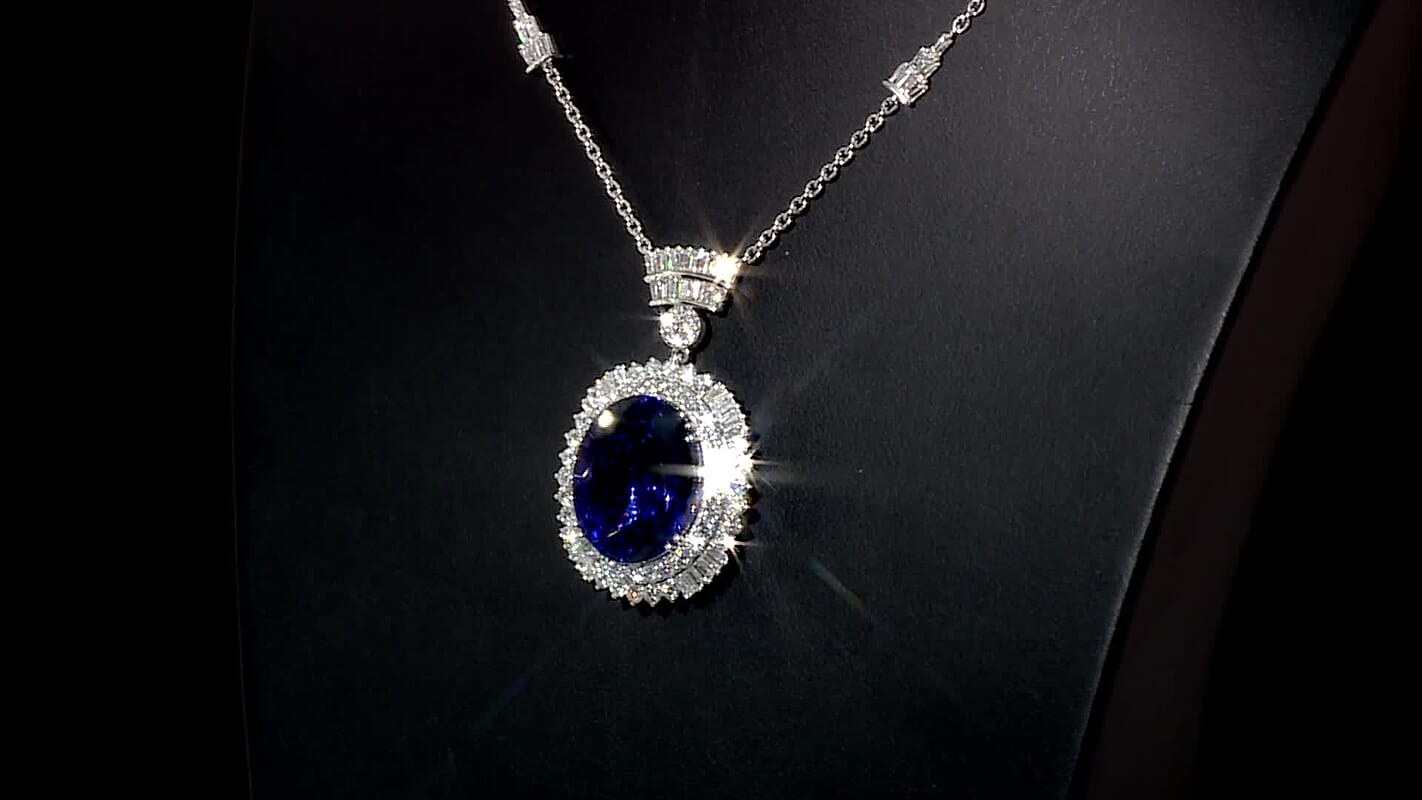 Chairman Vault Collection Certified & Appraised Rhapsody 950 Platinum AAAA Tanzanite and E-F VS Diamond Necklace 18 Inches 26.75 Grams 35.06 ctw