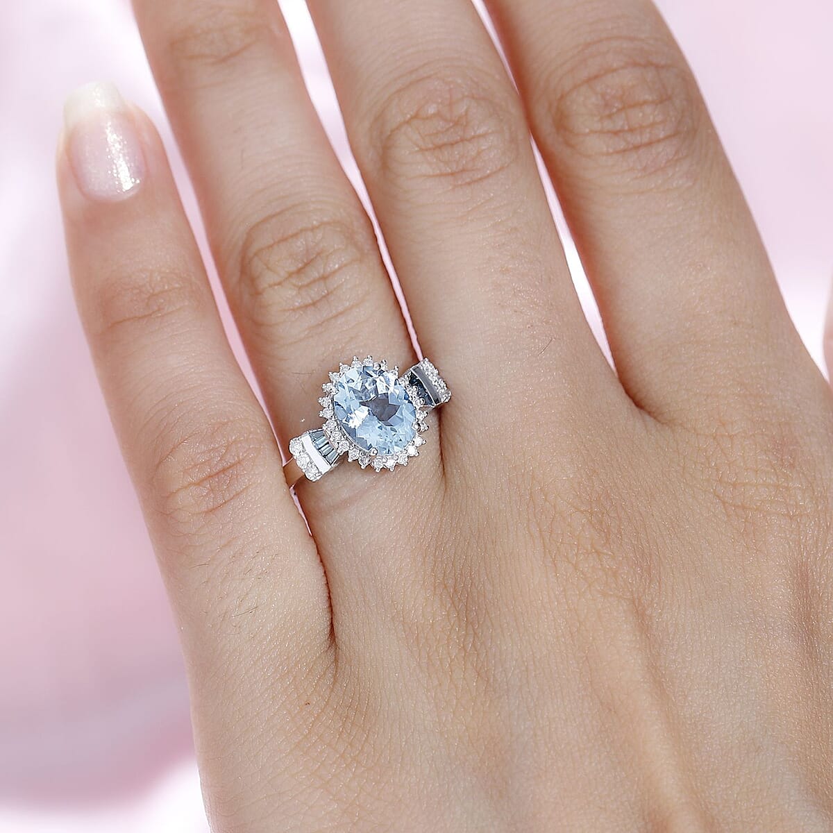 Luxoro 14K White Gold AAA Santa Maria Aquamarine and I2-I3 Venice Blue and White Diamond Ring (Size 7.5) 4.40 Grams 1.85 ctw image number 2