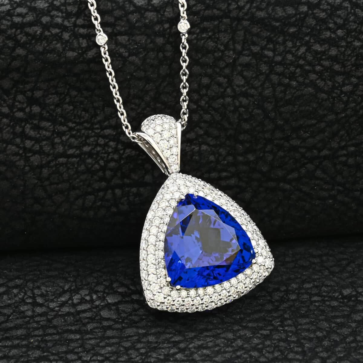 Chairman Vault Collection Certified & Appraised Rhapsody 950 Platinum AAAA Tanzanite and E-F VS Diamond Pendant Necklace 18 Inches 21.15 Grams 26.45 ctw image number 1