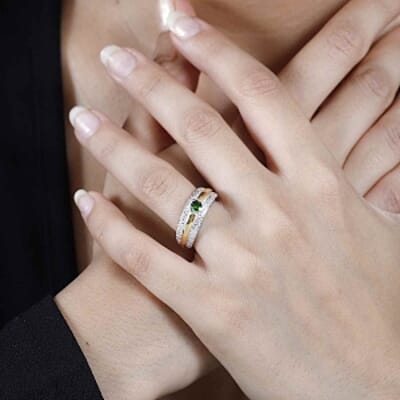 Chrome Diopside 0.32 ctw Ring in Sterling Silver (Size 8.0)
