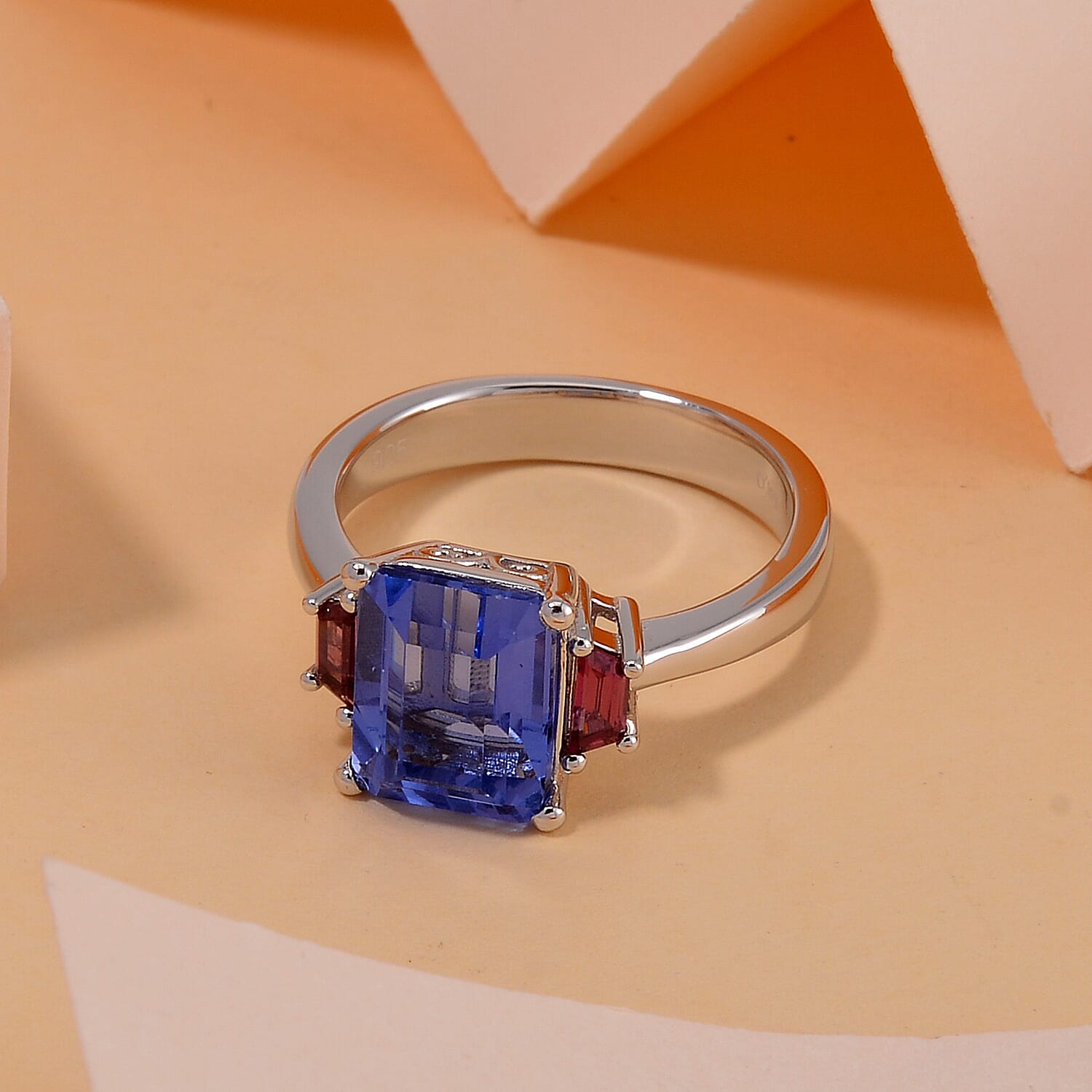 Color Change Fluorite (IR) and Orissa Rhodolite Garnet 3 Stone Ring in Rhodium Over Sterling Silver (Size 10.0) 4.50 ctw
