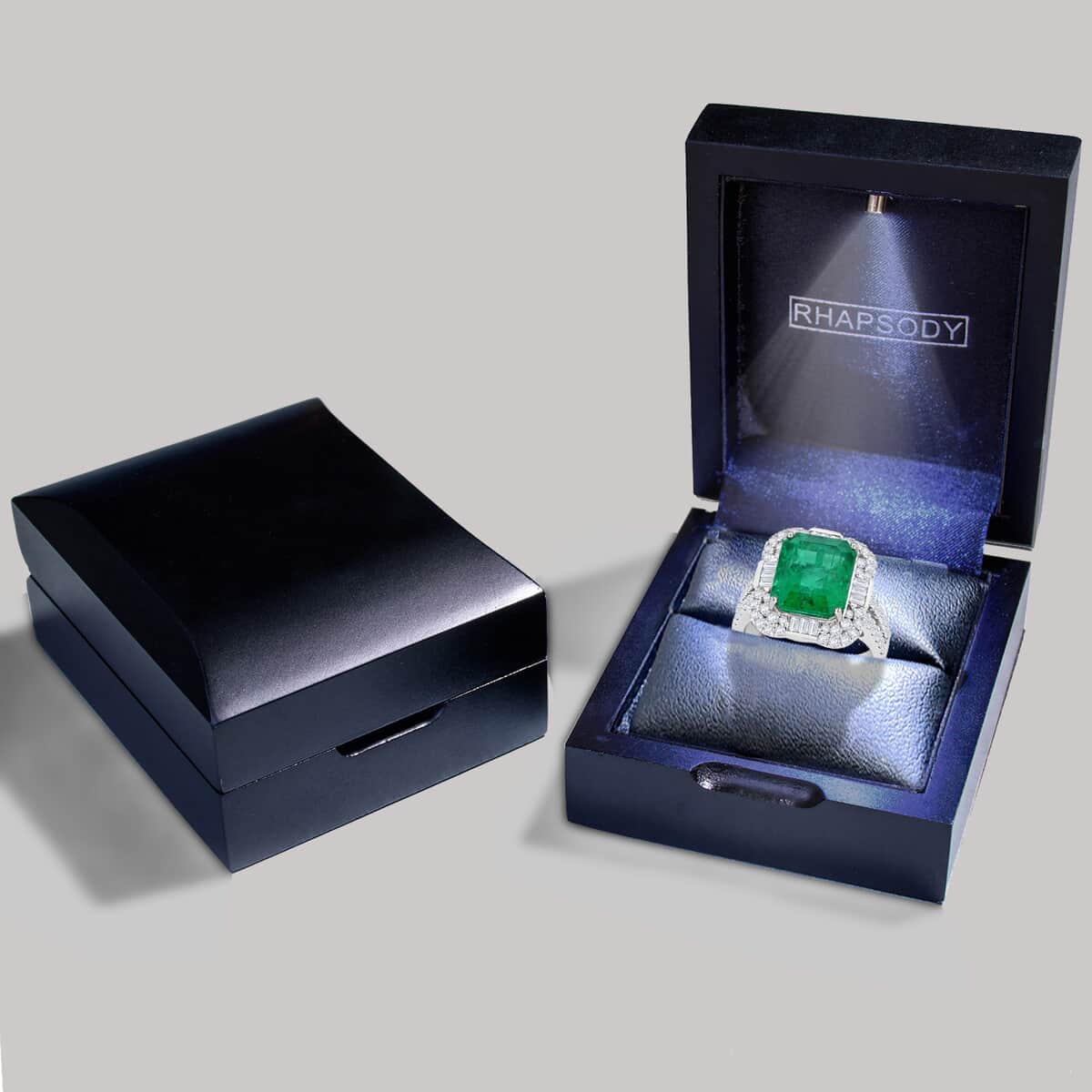 Chairman Vault Collection Certified & Appraised Rhapsody 950 Platinum AAAA Ethiopian Emerald and E-F VS Diamond Ring (Size 7.0) 11.92 Grams 8.00 ctw image number 4