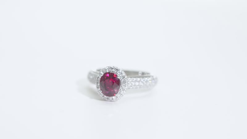 Chairman Vault Collection Certified & Appraised Rhapsody 950 Platinum AAAA Montepuez Ruby, Diamond (E-F, VS) (1.22 cts) Ring (Size 7.0) (11.60 g) 3.35 ctw